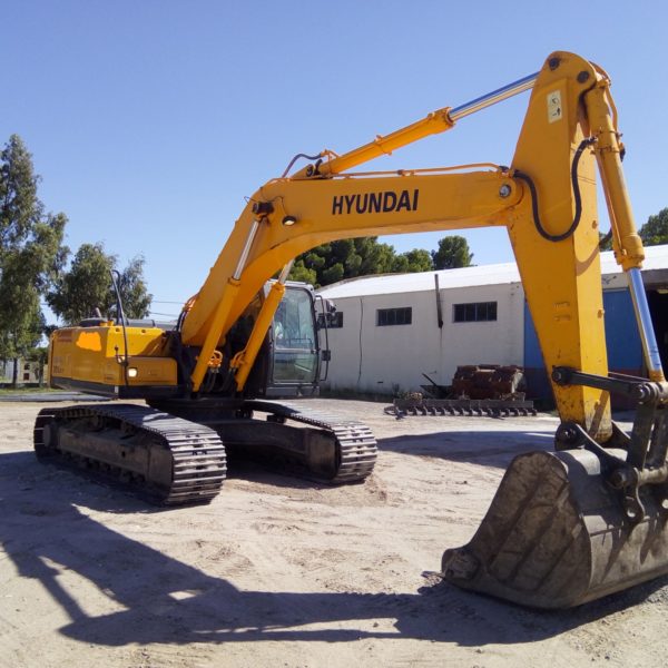 Экскаватор hyundai 225